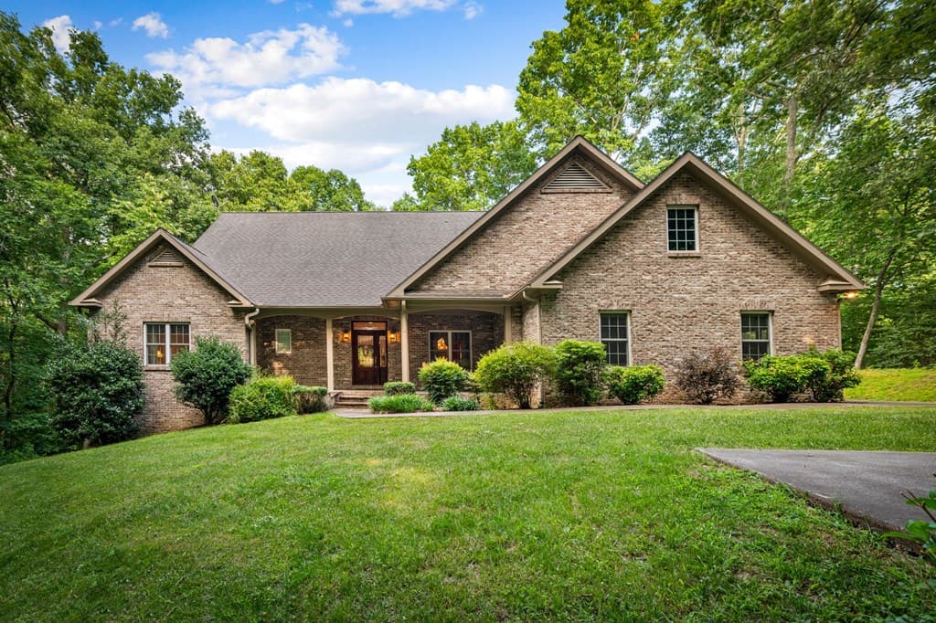 541 Davis Road, Blue Ridge GA 30513 - Photo
