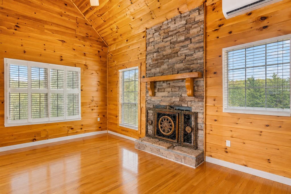 233 Ivy Ridge, Ellijay GA 30536 - Photo