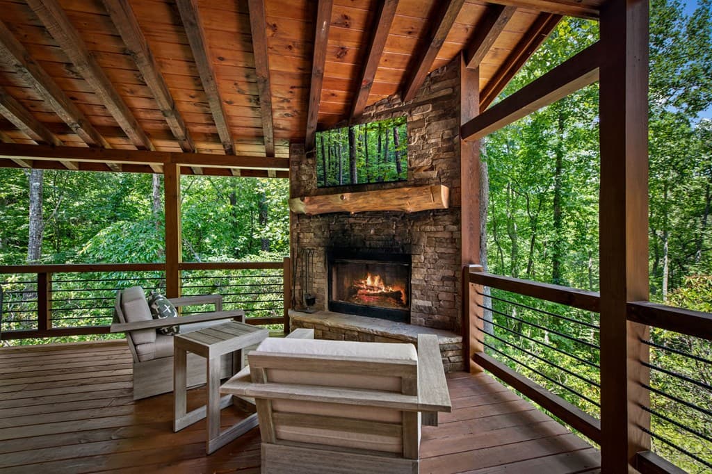 186 Snake Nation Trail, Blue Ridge GA 30513 - Photo