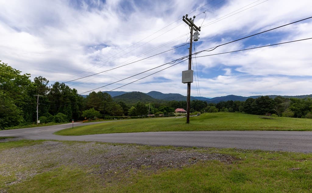 504 Isabella Avenue, Copperhill TN 37317 - Photo