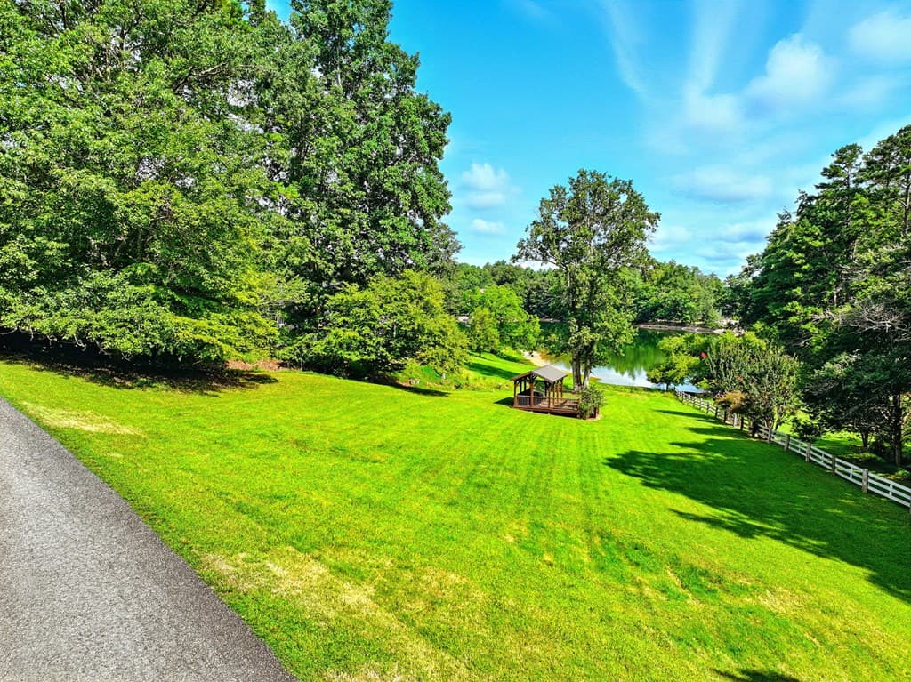 27 Twin Brook Drive, Blairsville GA 30512 - Photo