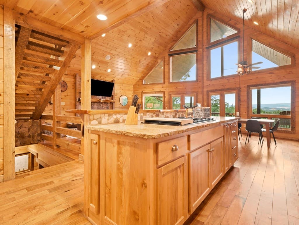 516 Endless View Road, Mineral Bluff GA 30559 - Photo