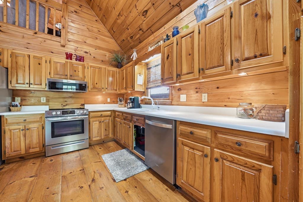 105 Blackberry Falls Court, Ellijay GA 30536 - Photo