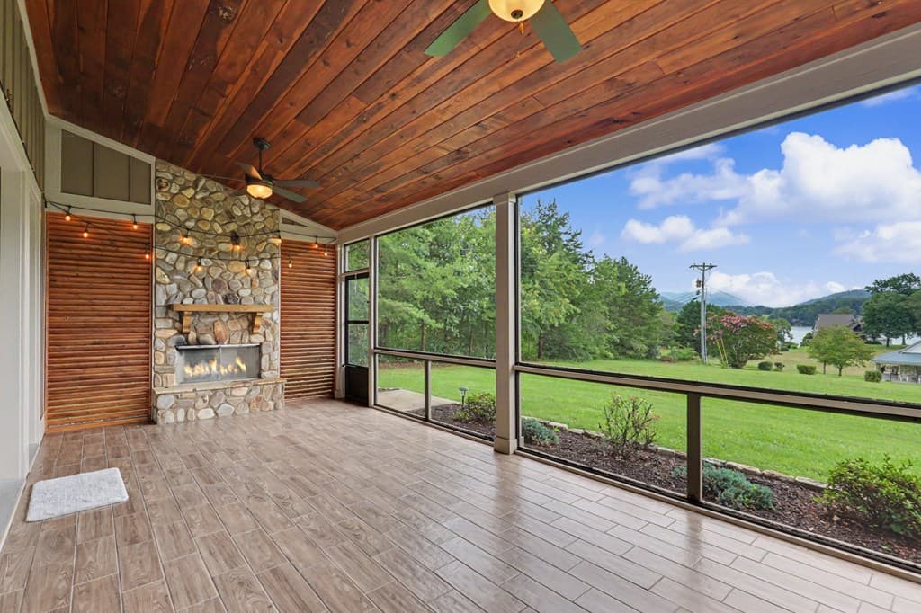 903 Elf School Road, Hayesville NC 28904 - Photo