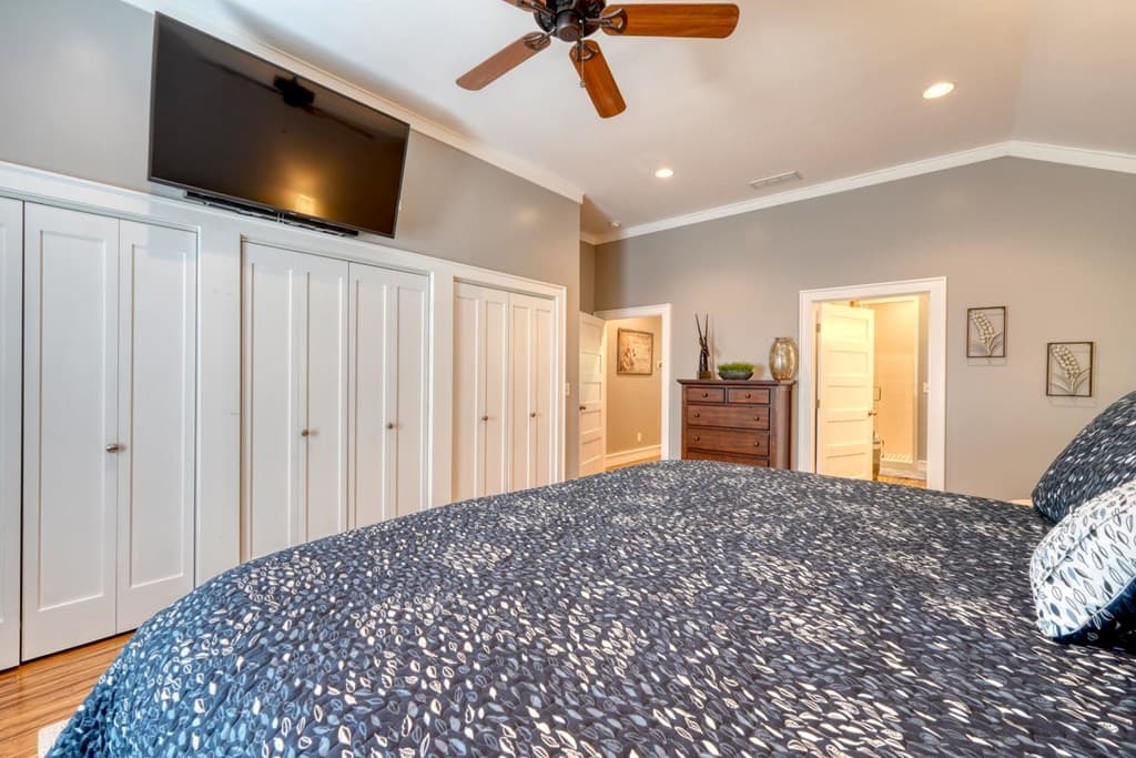 228 Country Club Drive, Clayton GA 30525 - Photo
