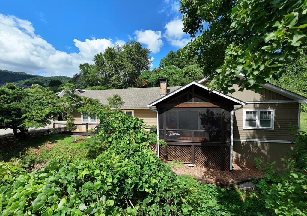 228 Country Club Drive, Clayton GA 30525 - Photo