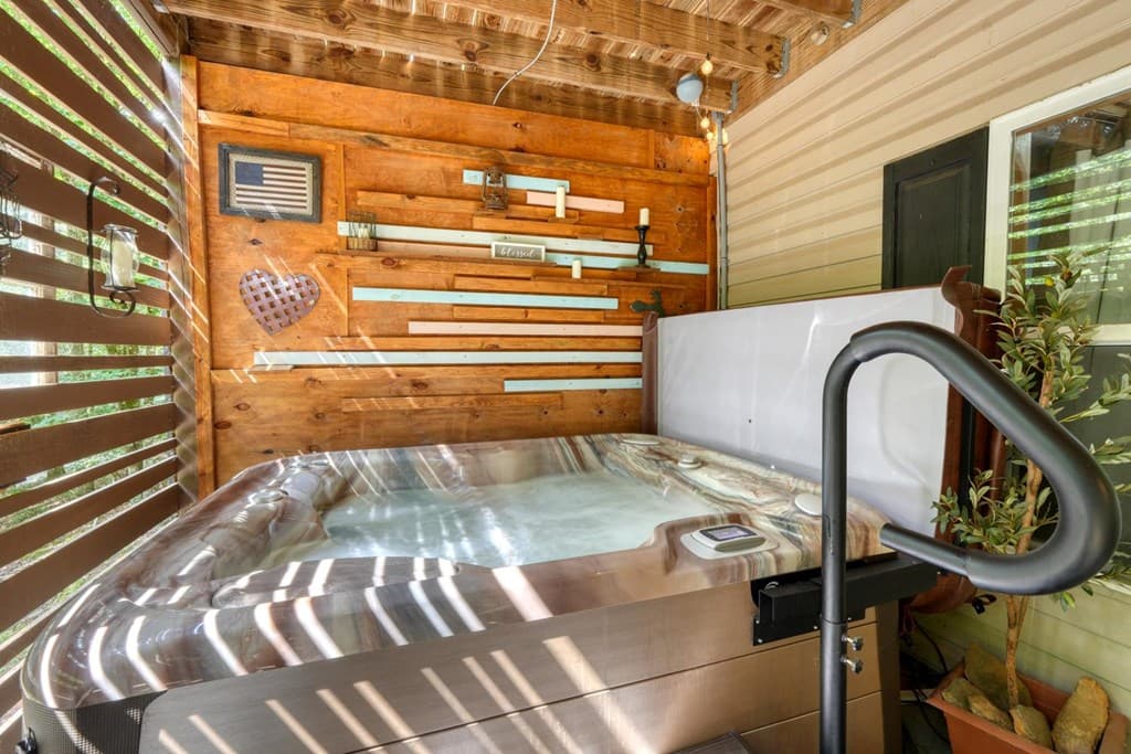152 Lonesome Pine Trail, Blairsville GA 30512 - Photo