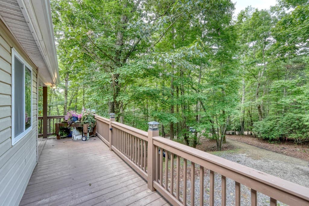 152 Lonesome Pine Trail, Blairsville GA 30512 - Photo