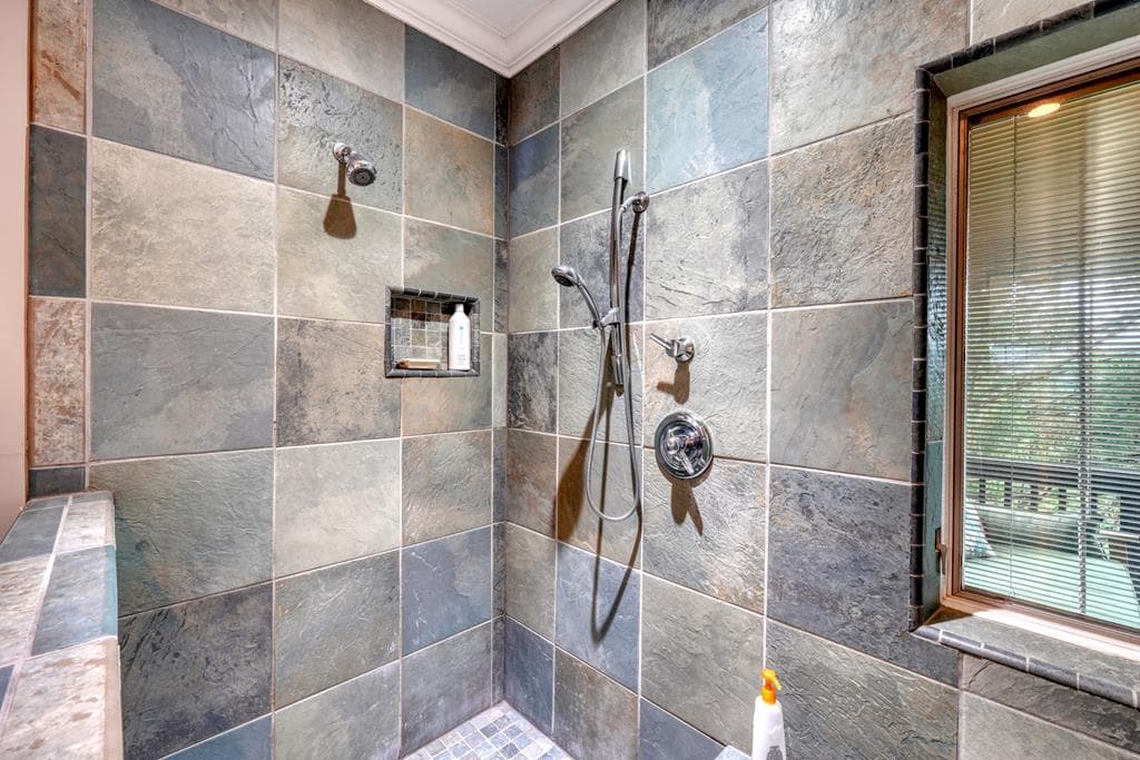 238 Meadowbrook Drive, Hayesville NC 28904 - Photo