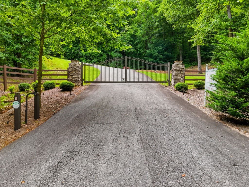Lot 11 Weeks Drive, Ellijay GA 30540 - Photo