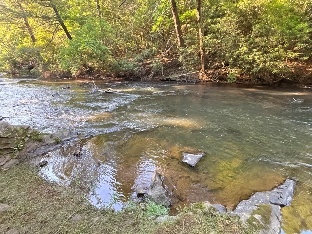 190 S Whitepath Circle S, Ellijay GA 30540 - Photo