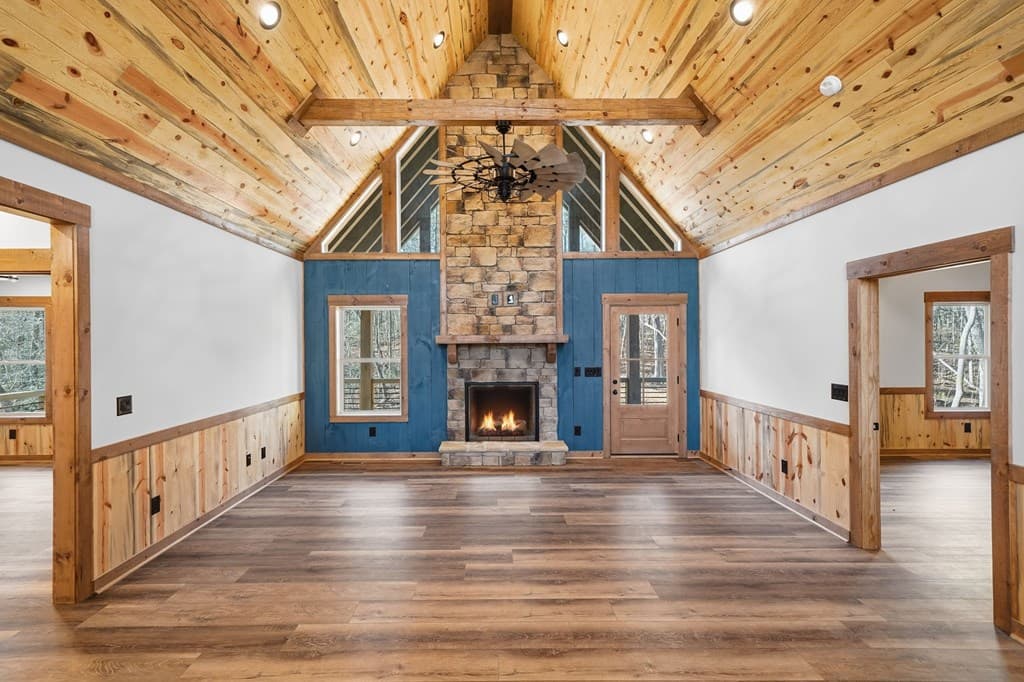 835 Hilton Drive, Ellijay GA 30540 - Photo