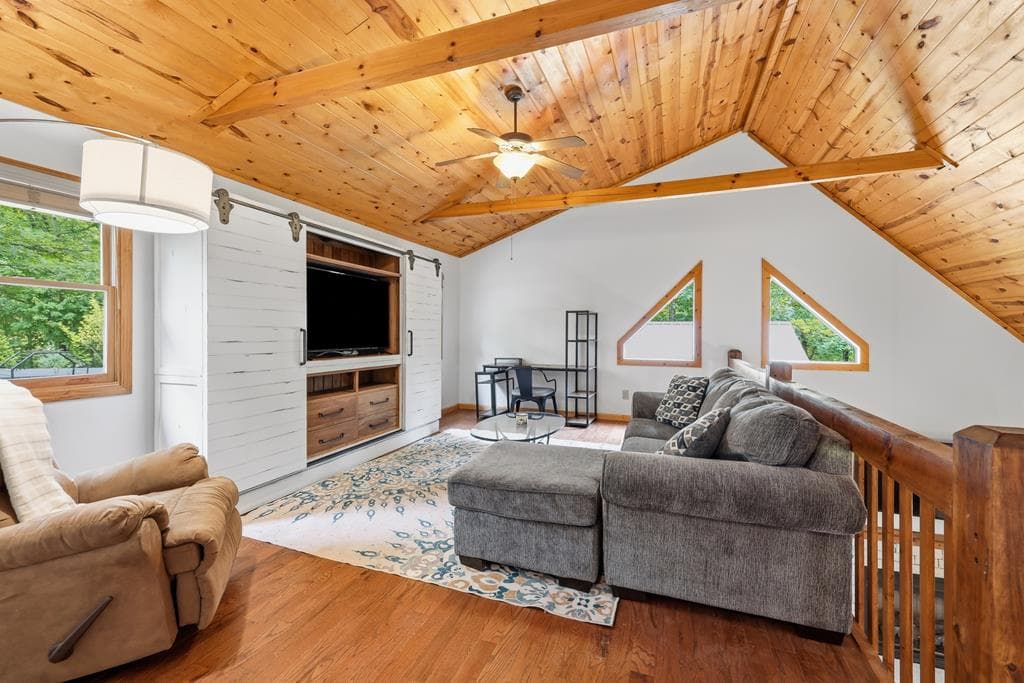 161 Arbor Way, Blue Ridge GA 30513 - Photo