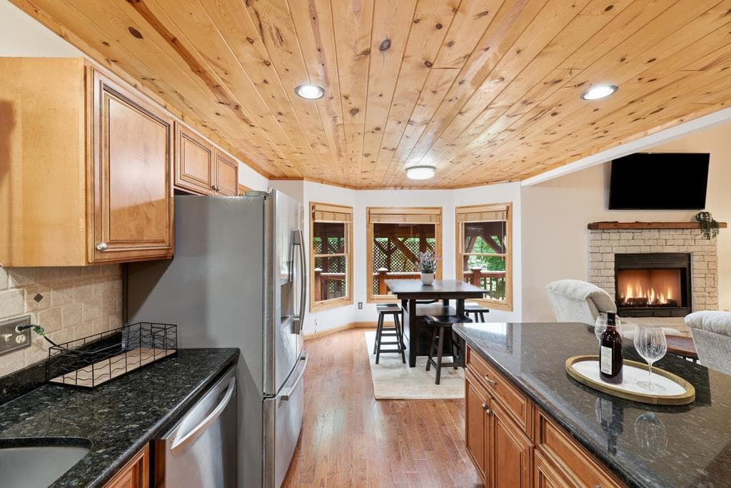 161 Arbor Way, Blue Ridge GA 30513 - Photo