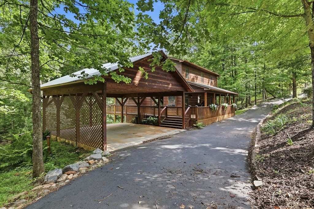 161 Arbor Way, Blue Ridge GA 30513 - Photo