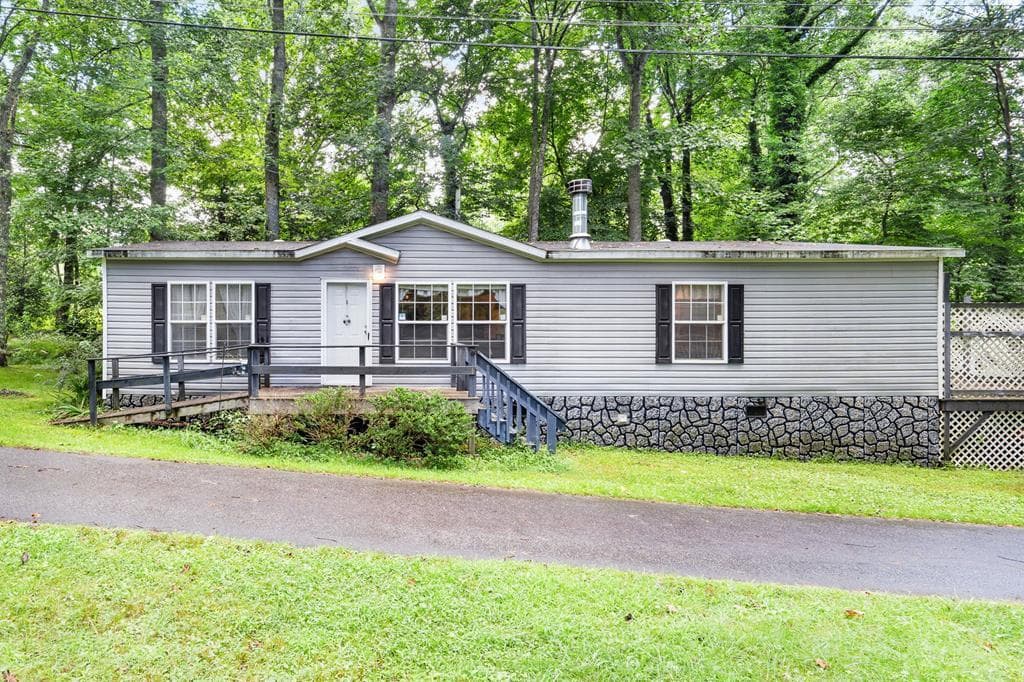 108 Leisure Woods Lane, Hiawassee GA 30546 - Photo