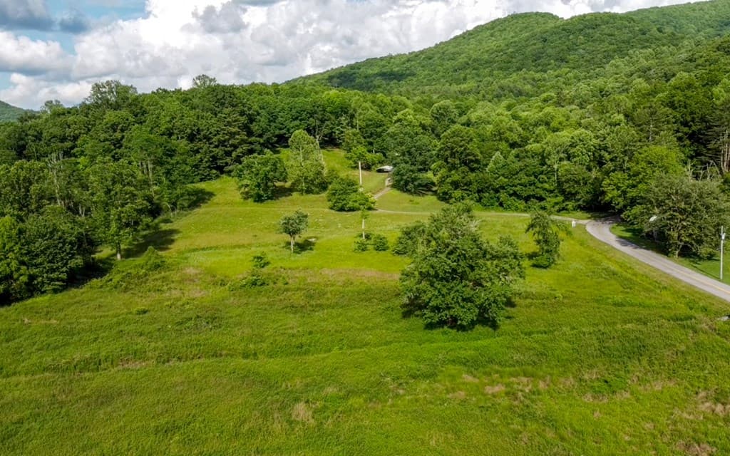 239 Glenn Elliott Road, Suches GA 30572 - Photo