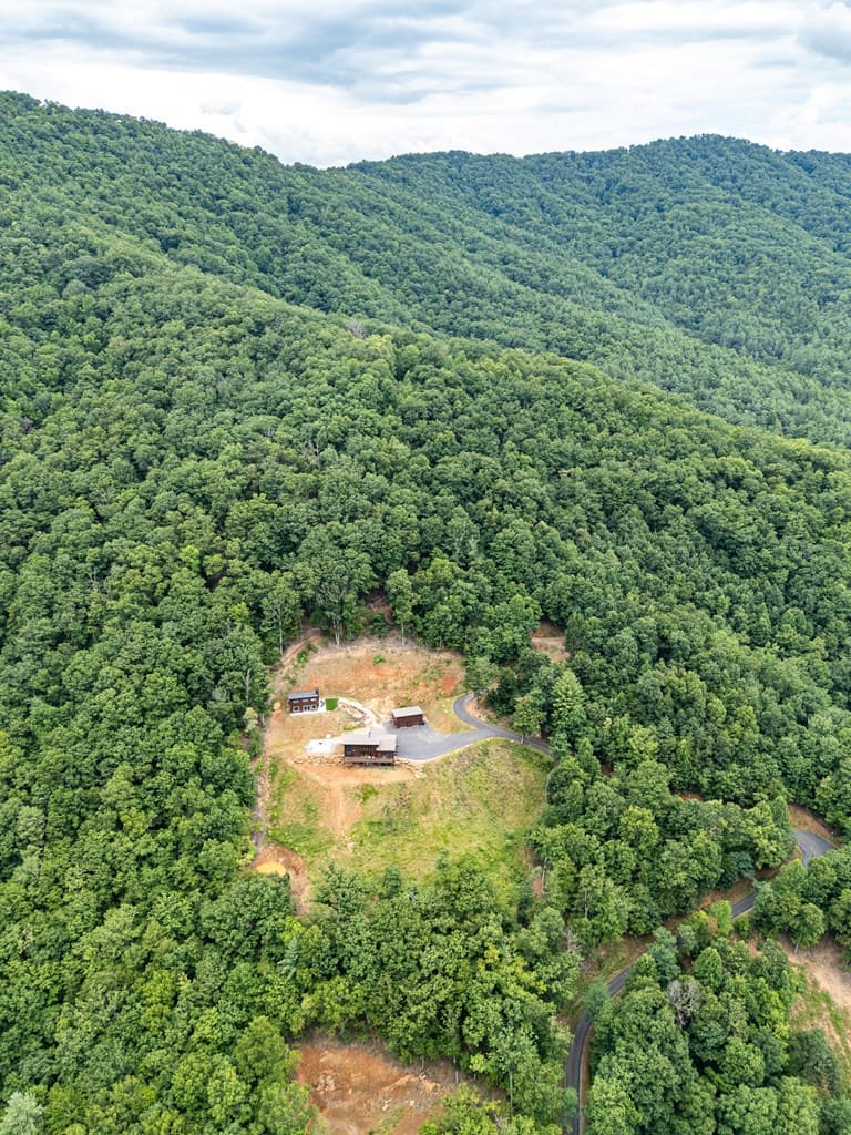 629 Peaks Drive, Hayesville NC 28904 - Photo