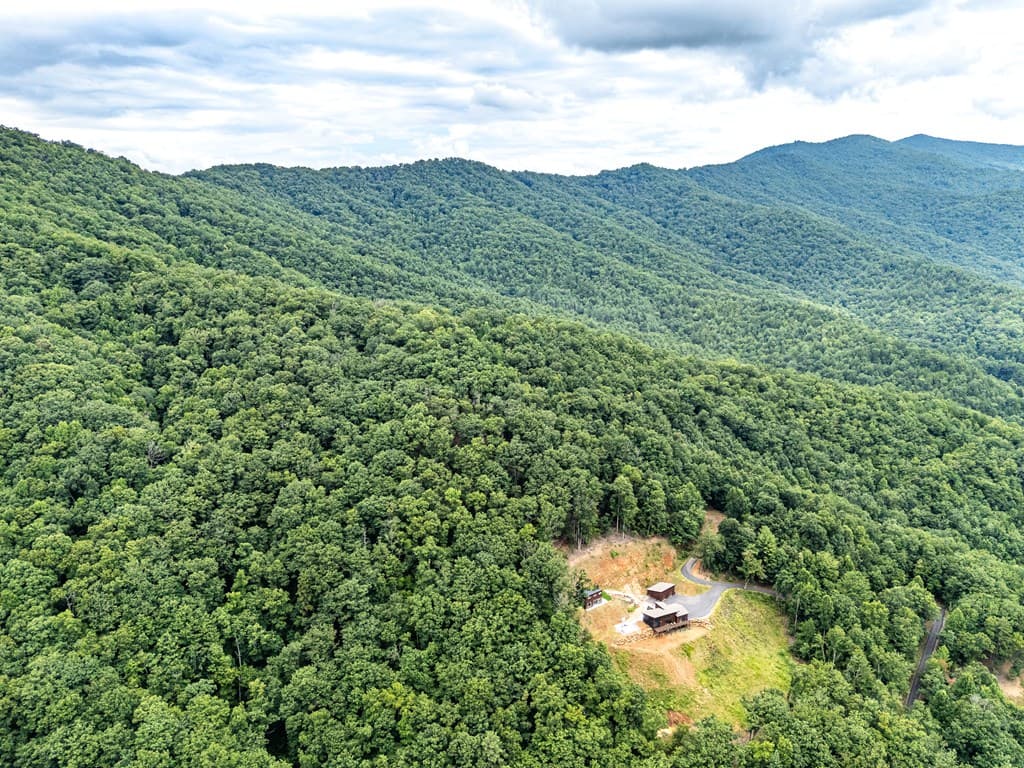 629 Peaks Drive, Hayesville NC 28904 - Photo