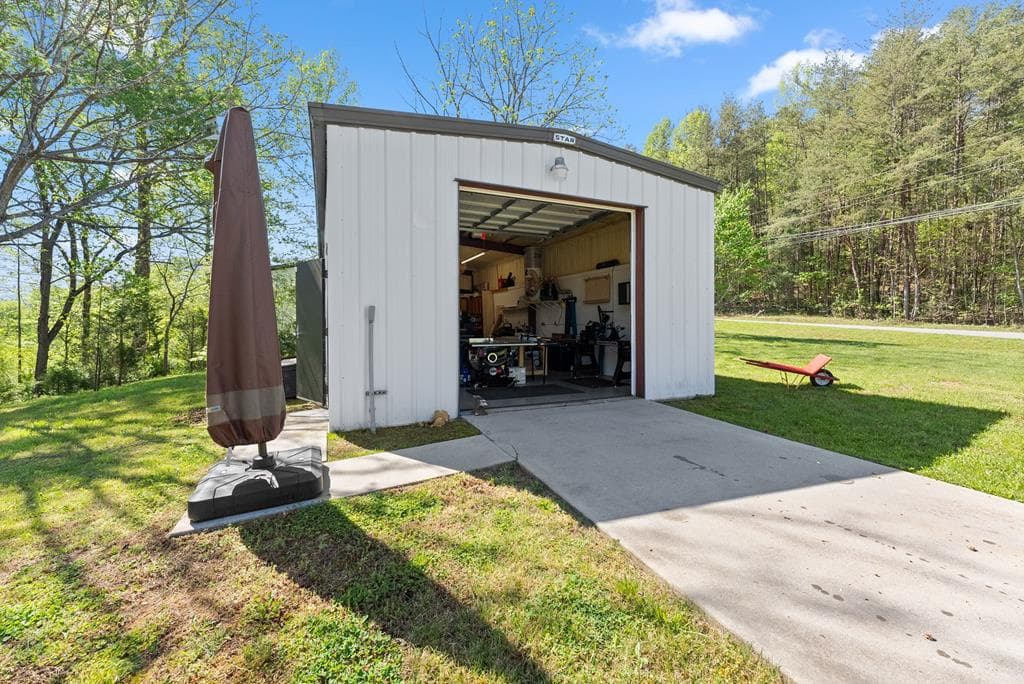 153 Trackrock Gap Road, Blairsville GA 30512 - Photo