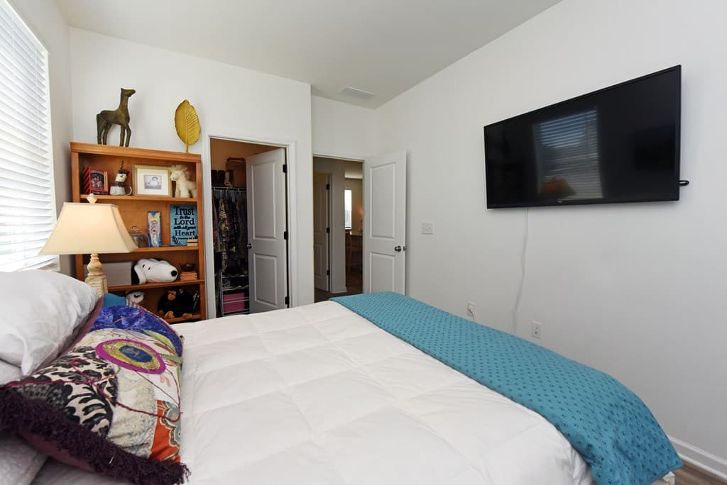25 Grove Loop, Blue Ridge GA 30513 - Photo