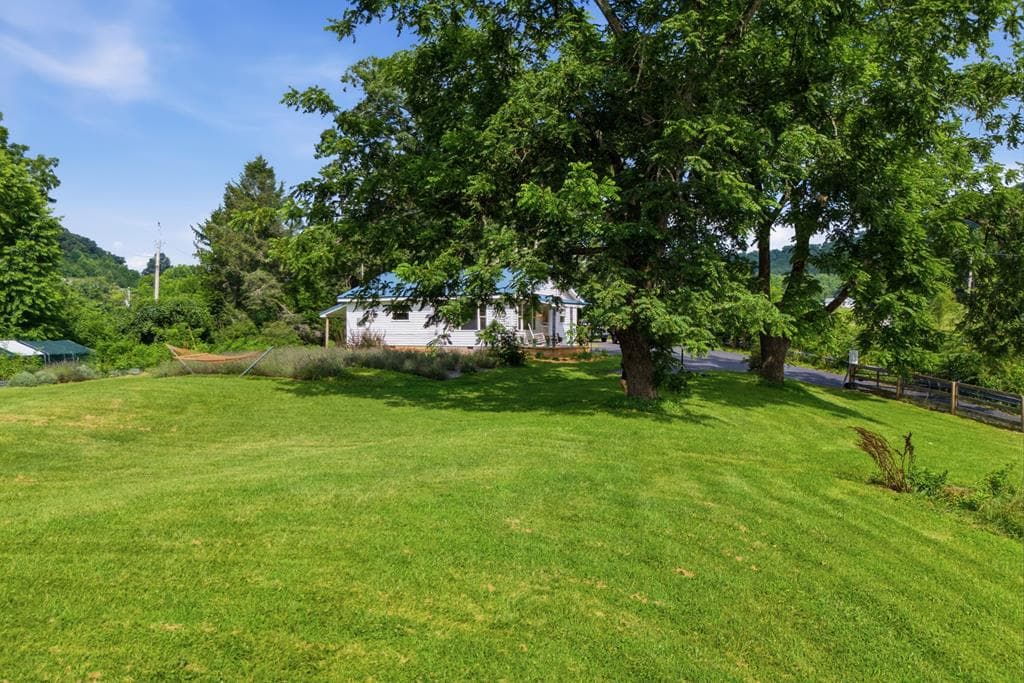 6 Ledford Chapel Road, Hayesville NC 28904 - Photo