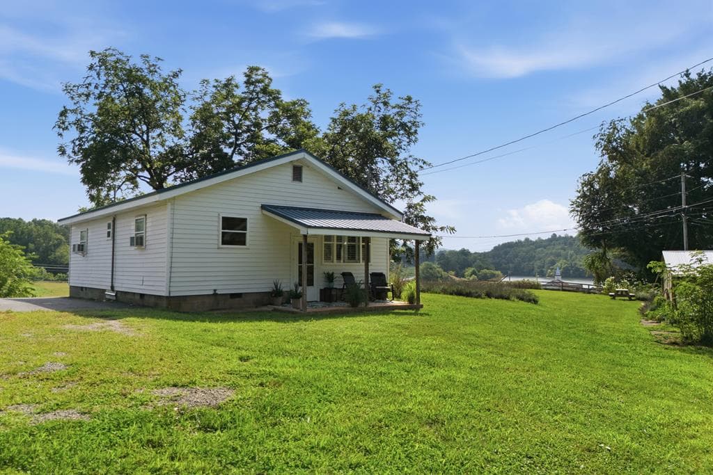 6 Ledford Chapel Road, Hayesville NC 28904 - Photo