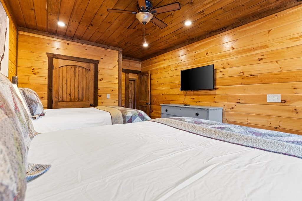 98 Shalom Lane, Blue Ridge GA 30513 - Photo