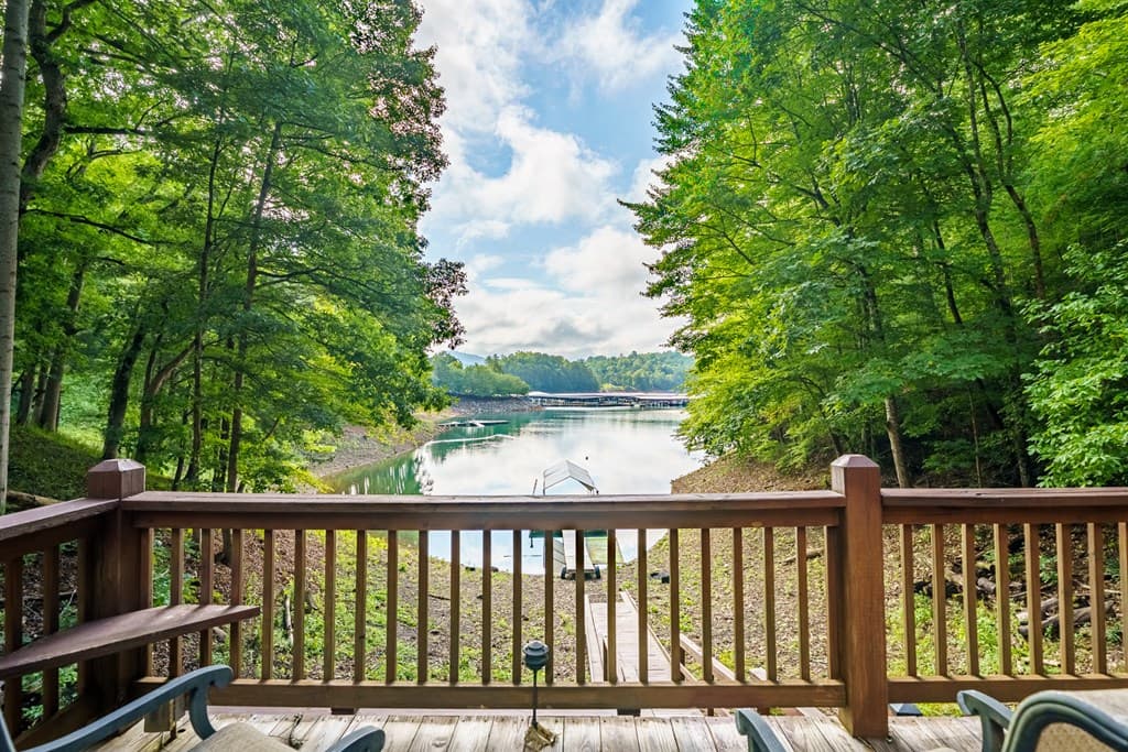 270 Marina Road, Murphy NC 28906 - Photo