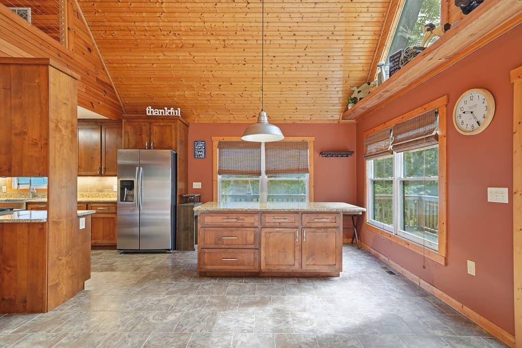 270 Marina Road, Murphy NC 28906 - Photo