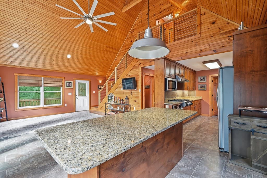 270 Marina Road, Murphy NC 28906 - Photo