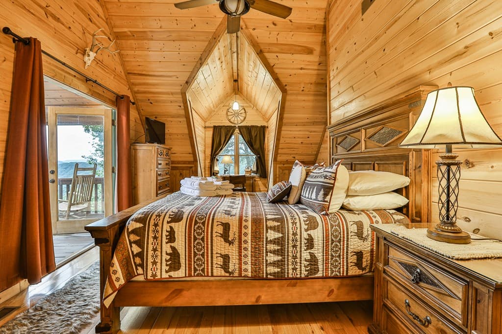 175 Cochise Road, Blue Ridge GA 30513 - Photo