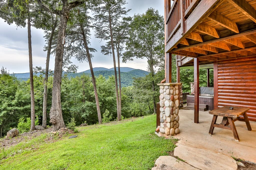 175 Cochise Road, Blue Ridge GA 30513 - Photo