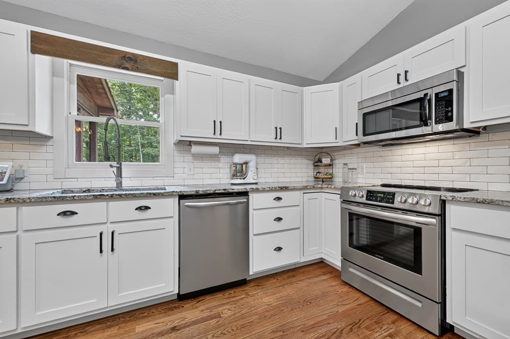 199 Hillsdale Drive, Ellijay GA 30540 - Photo