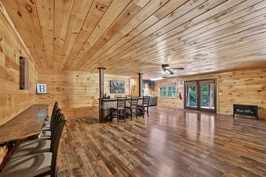 199 Hillsdale Drive, Ellijay GA 30540 - Photo