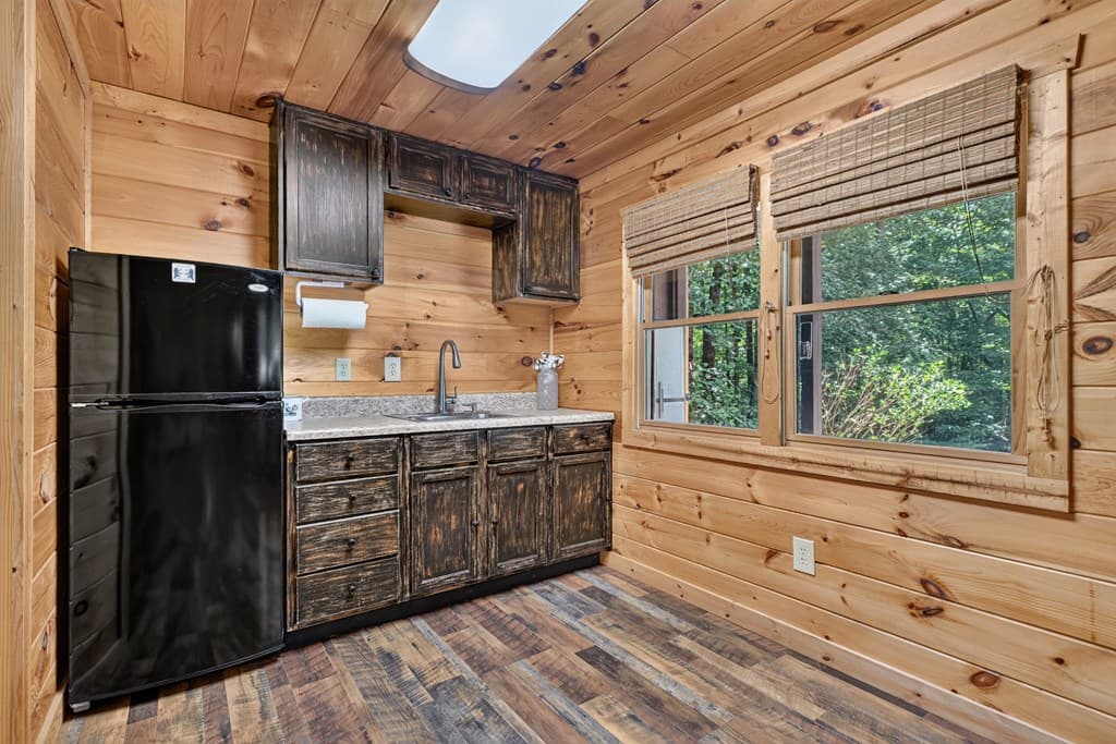 199 Hillsdale Drive, Ellijay GA 30540 - Photo