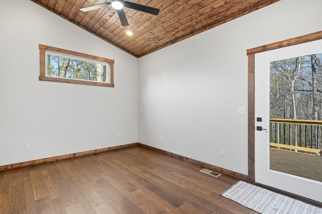 890 Joliet Drive, Ellijay GA 30540 - Photo