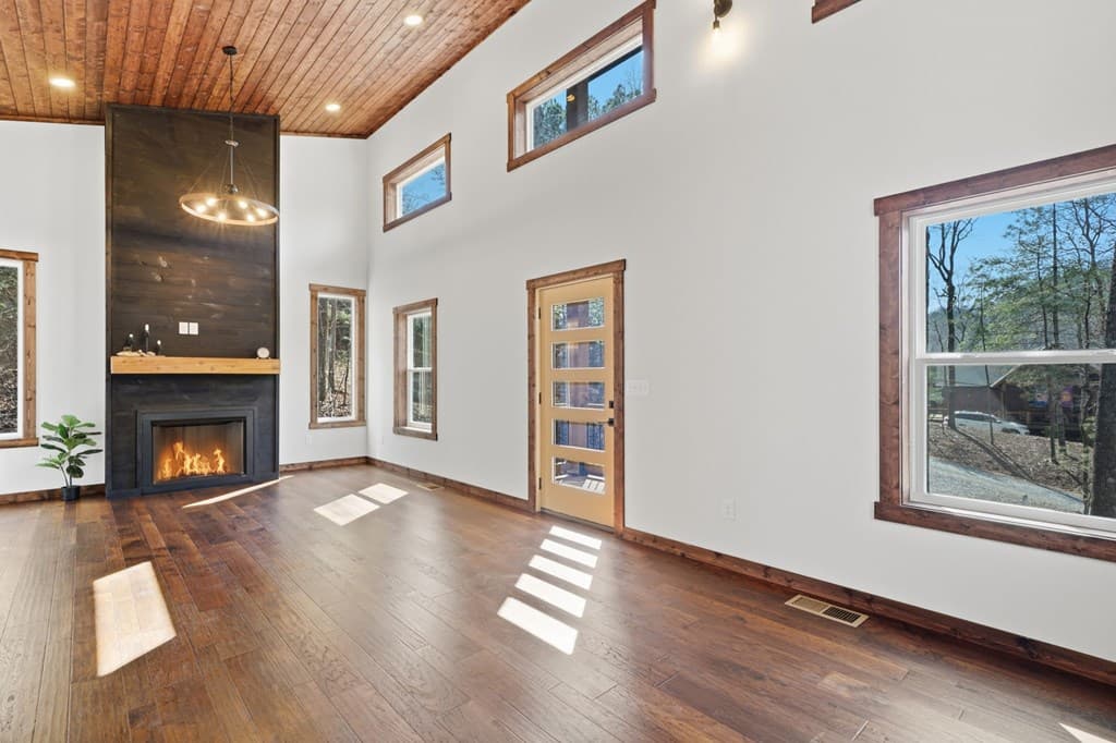 890 Joliet Drive, Ellijay GA 30540 - Photo