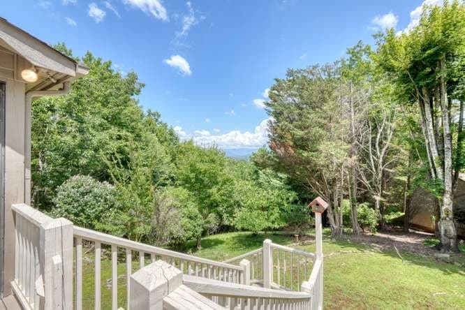 100 Sourwood Lane, Hayesville NC 28904 - Photo