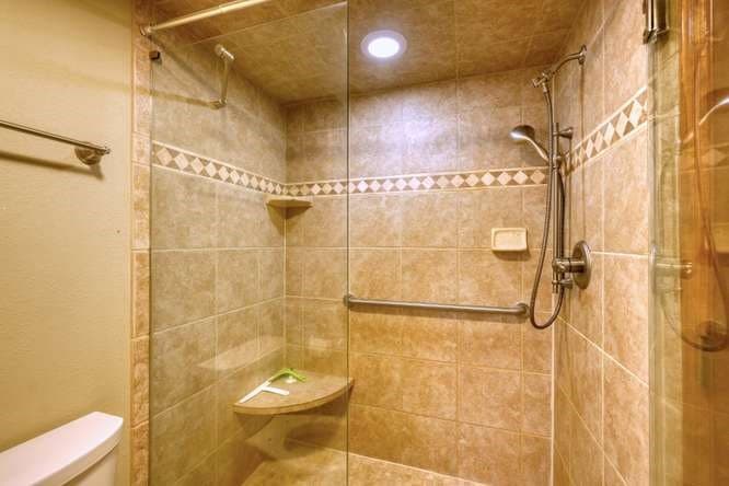 100 Sourwood Lane, Hayesville NC 28904 - Photo
