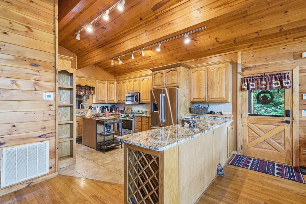 131 Talona Lake Terrace, Ellijay GA 30536 - Photo