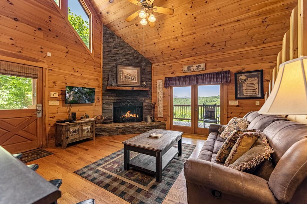 469 Mountain High Drive, Mineral Bluff GA 30559 - Photo