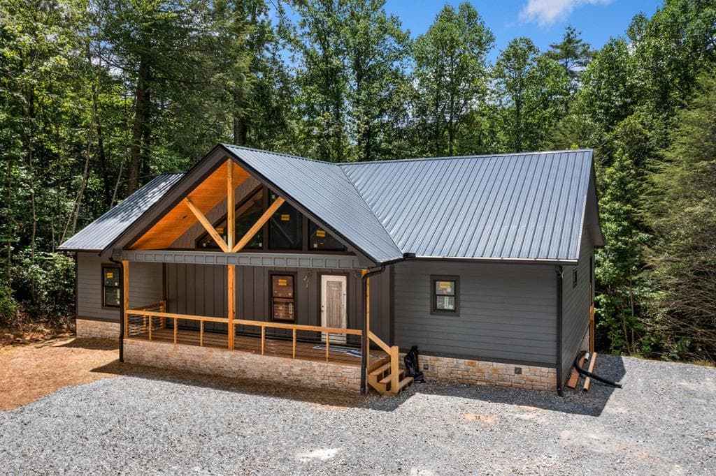 641 Bryant Farm Lane, Ellijay GA 30540 - Photo