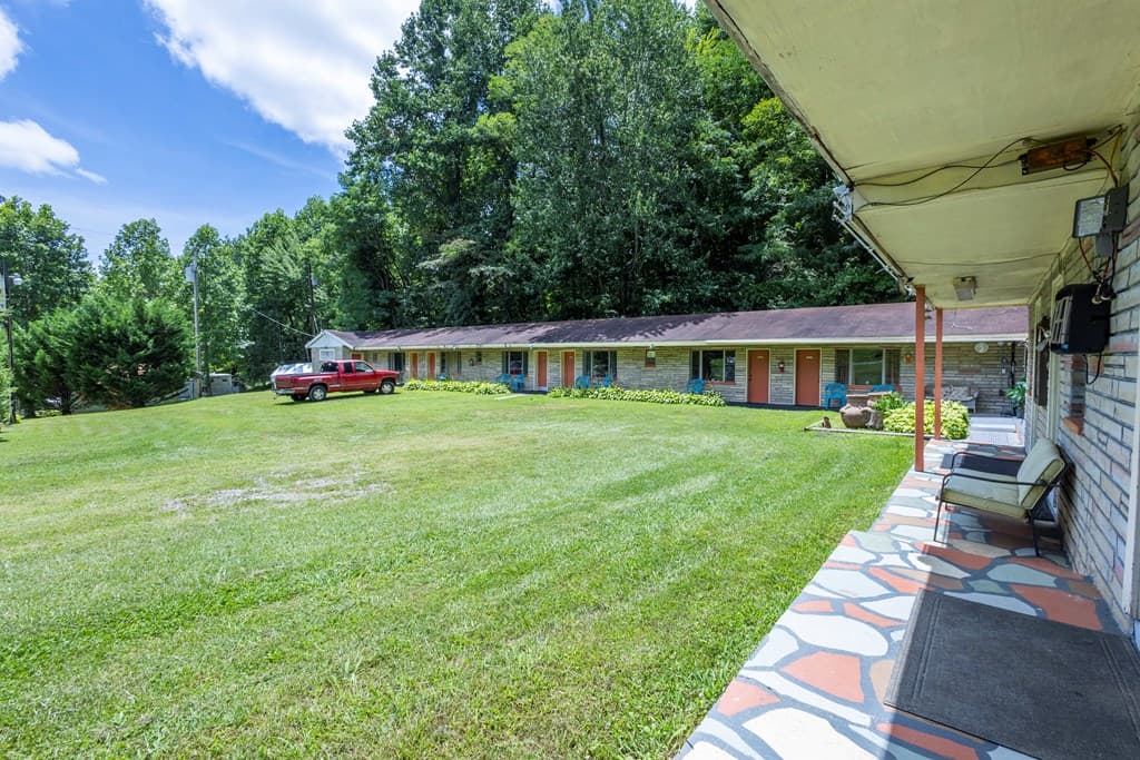 19853 W Us Hwy 64, Murphy NC 28906 - Photo