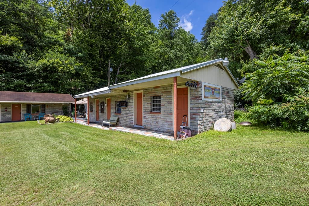 19853 W Us Hwy 64, Murphy NC 28906 - Photo
