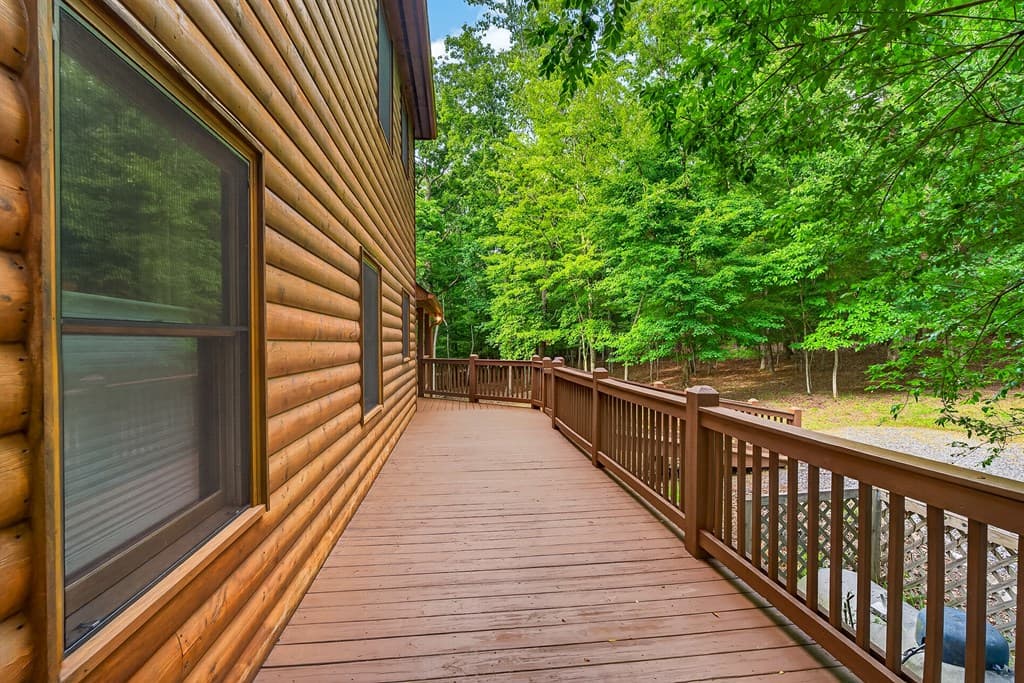 23 Dolores Drive, Mineral Bluff GA 30559 - Photo