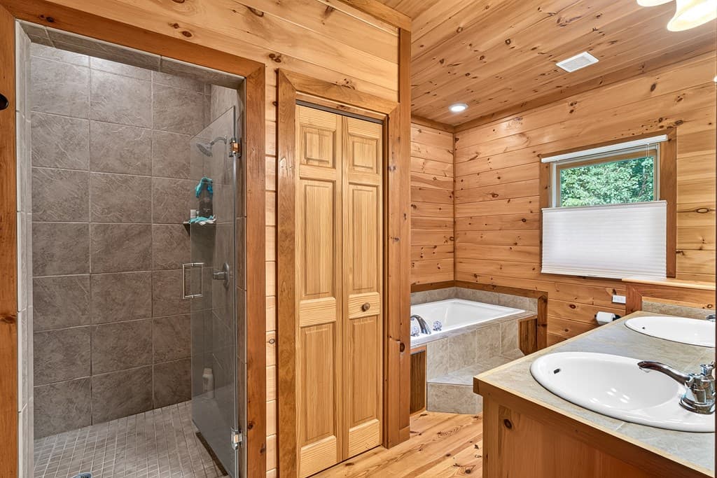 23 Dolores Drive, Mineral Bluff GA 30559 - Photo