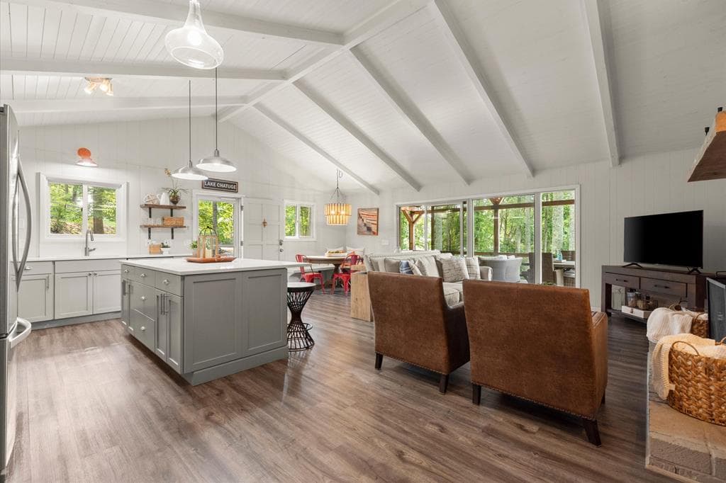 3755 Woods Creek Drive, Young Harris GA 30582 - Photo