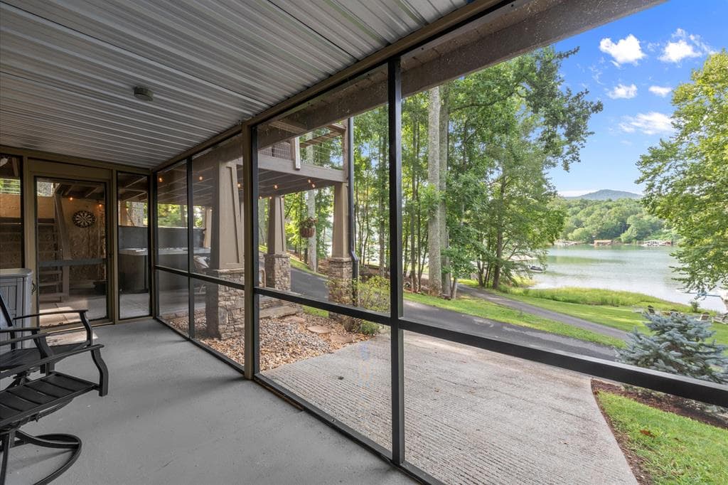 3755 Woods Creek Drive, Young Harris GA 30582 - Photo
