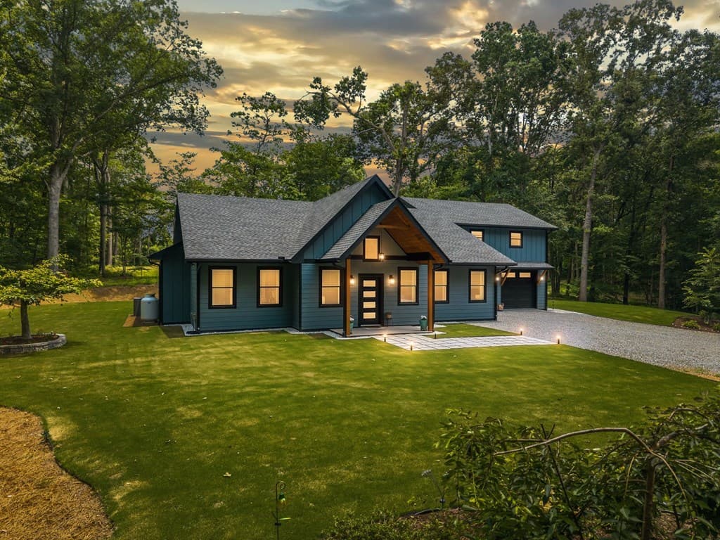 381 Parks Drive, Ellijay GA 30536 - Photo